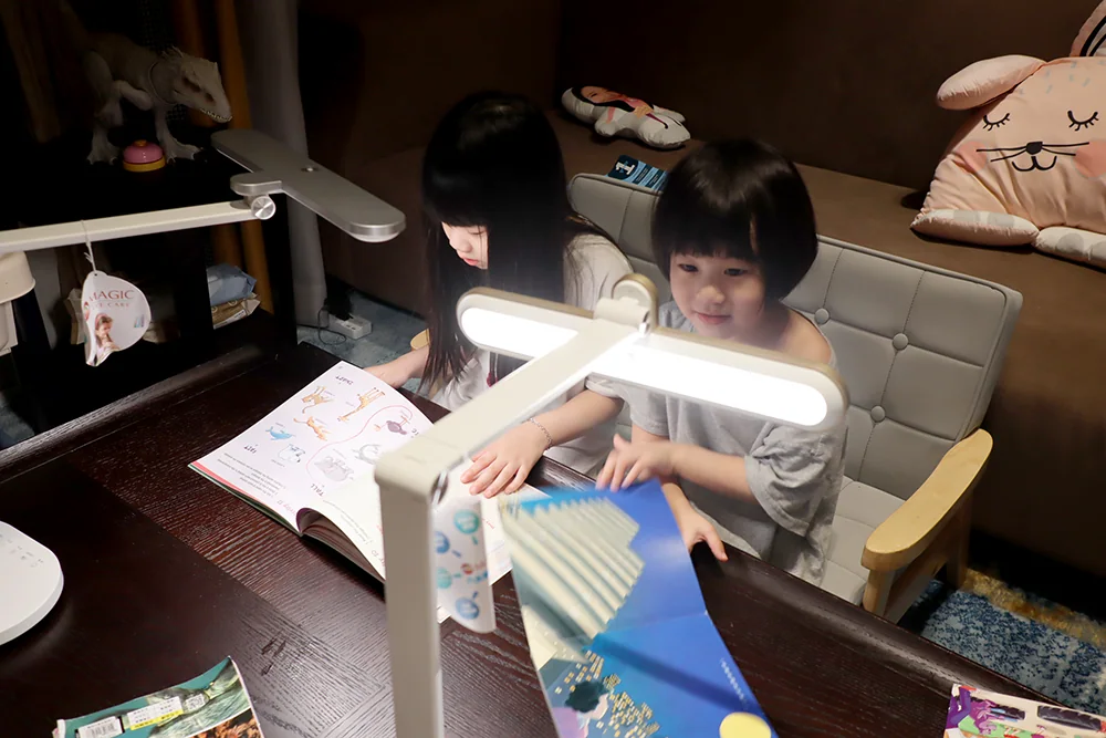 [團購檯燈] 9/30~10/6 使用10年都不壞 照顧孩子眼睛 超亮不刺眼 眼科醫生專門推薦 MAGIC大視界LED護眼檯燈（照片 31）