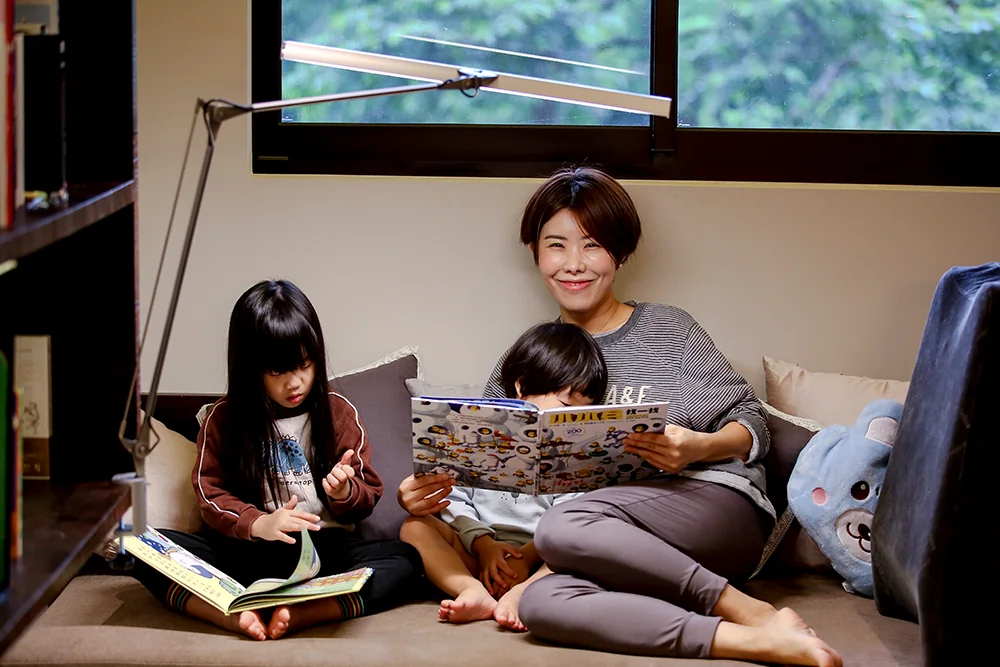 [團購檯燈] 9/30~10/6 使用10年都不壞 照顧孩子眼睛 超亮不刺眼 眼科醫生專門推薦 MAGIC大視界LED護眼檯燈（照片 68）