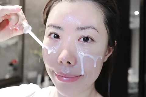 [保養團] 7/1~7/31 皮膚遇到停滯期了嗎? 找到代替水光針的保養品 樂薇昂 LAVIEN（照片 146）